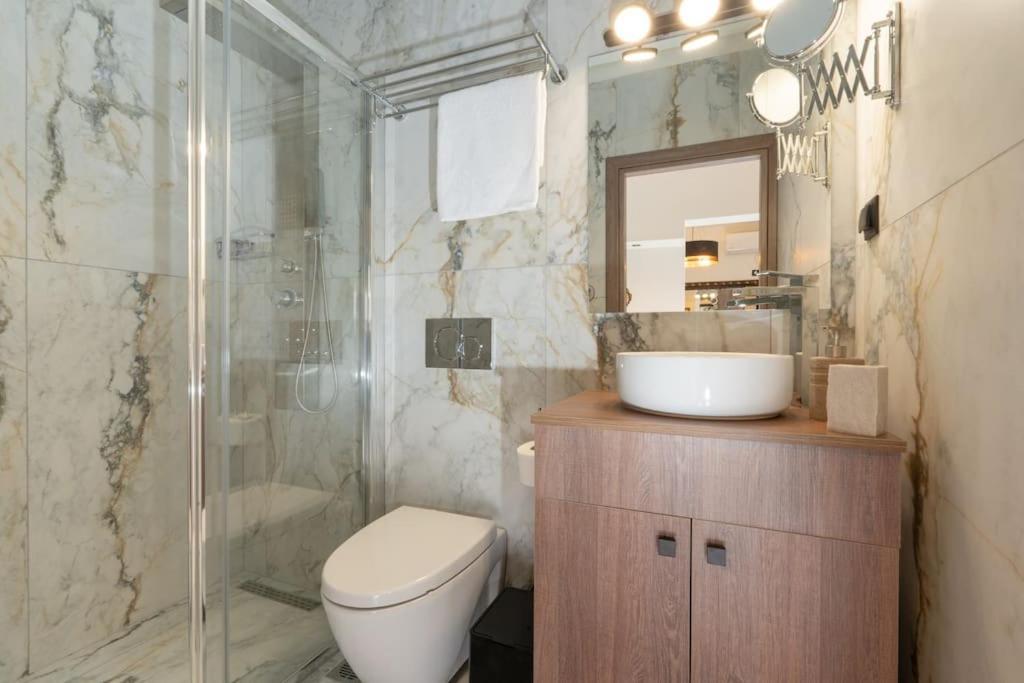 Dema Luxury Suites - Perikleous E6 Athens Exterior photo